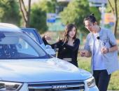 想看热门综艺没时间？别急，有2021款哈弗F7随时看