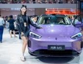年轻人的双倍快乐！问界新M5 Ultra定制痛车闪耀重庆国际车展